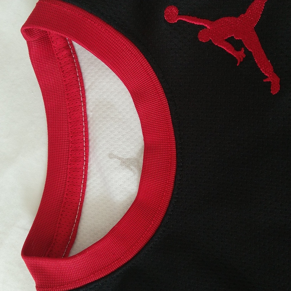 JORDAN A I R - black , red ,& white boys matching active, sports sets size 4 . - Picture 4 of 14